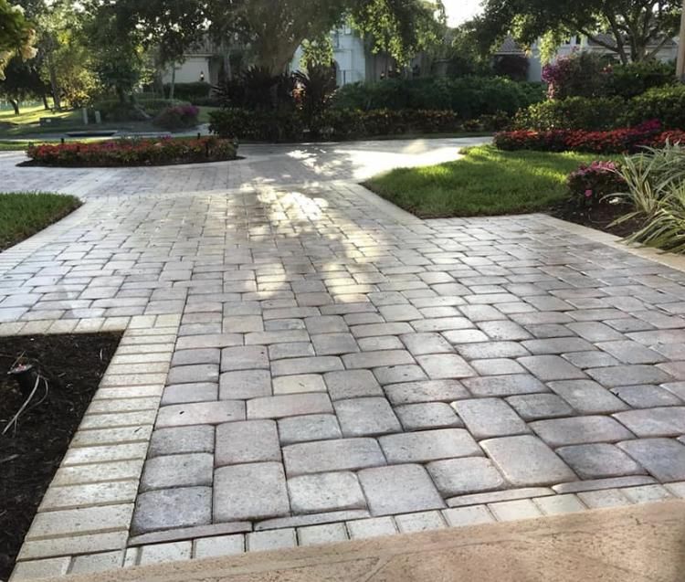Pressure Cleaned and Sealed Pavers