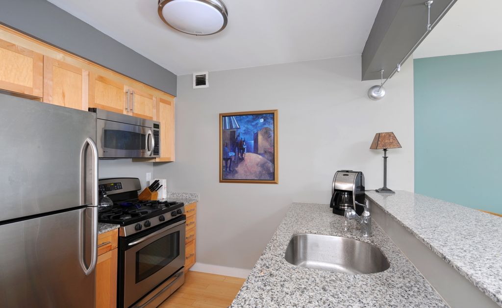 Cozy kitchen.