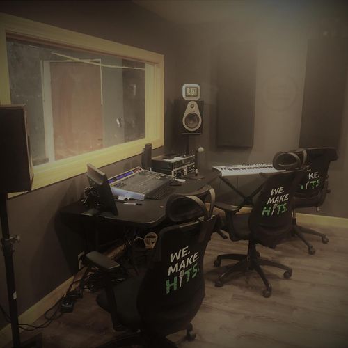 Studio Control Room (2019)
