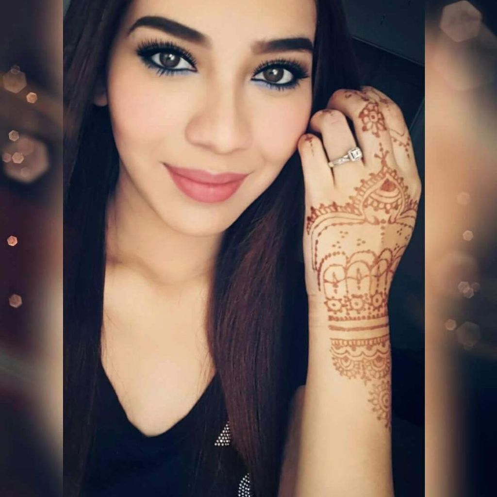 Henna & Makeup by Mia