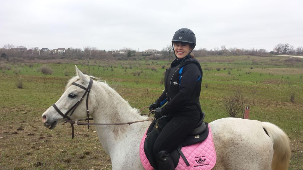 Maureen & Indy on their first trail ride together.