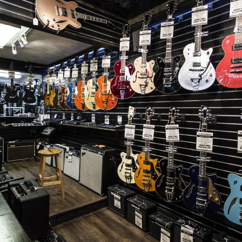 Another wall of guitars!