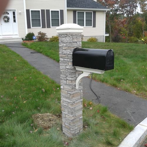 Mail box that I did for a Thumbtack client. He rea