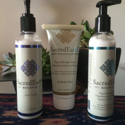 VastRoot uses Sacred Earth Botanicals products to 