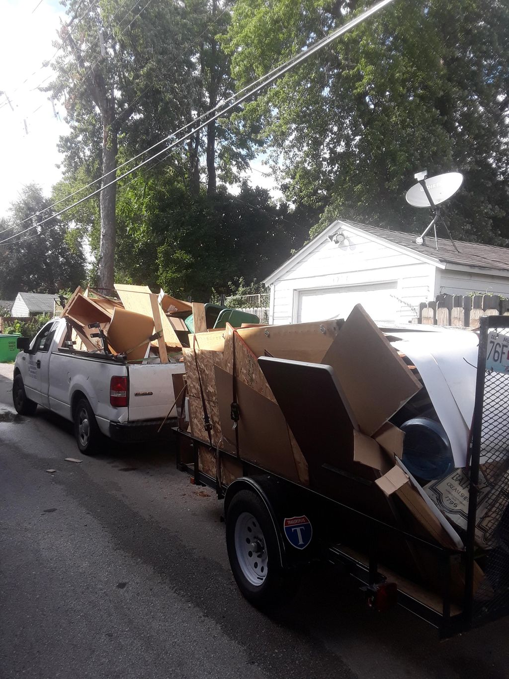 Junk removal hauling