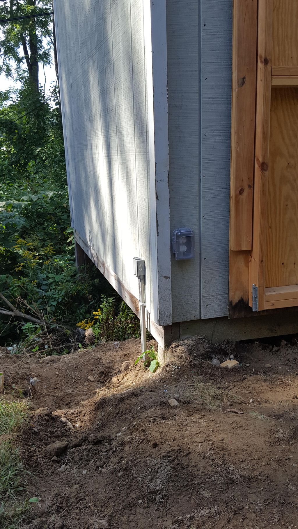 RESIDENTIAL: Outbuilding power