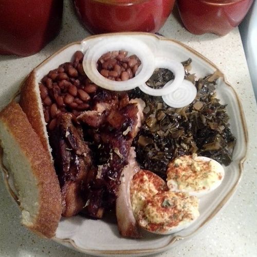 meal fit for a king ribs, collard greens,pinto bea