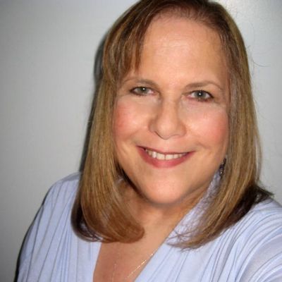 Avatar for Harvard M.Ed; 22yrCollegeCounselor;Only Gr9 open