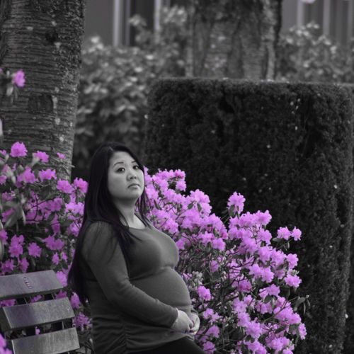 Maternity shoot taken at the State Capital in Sale