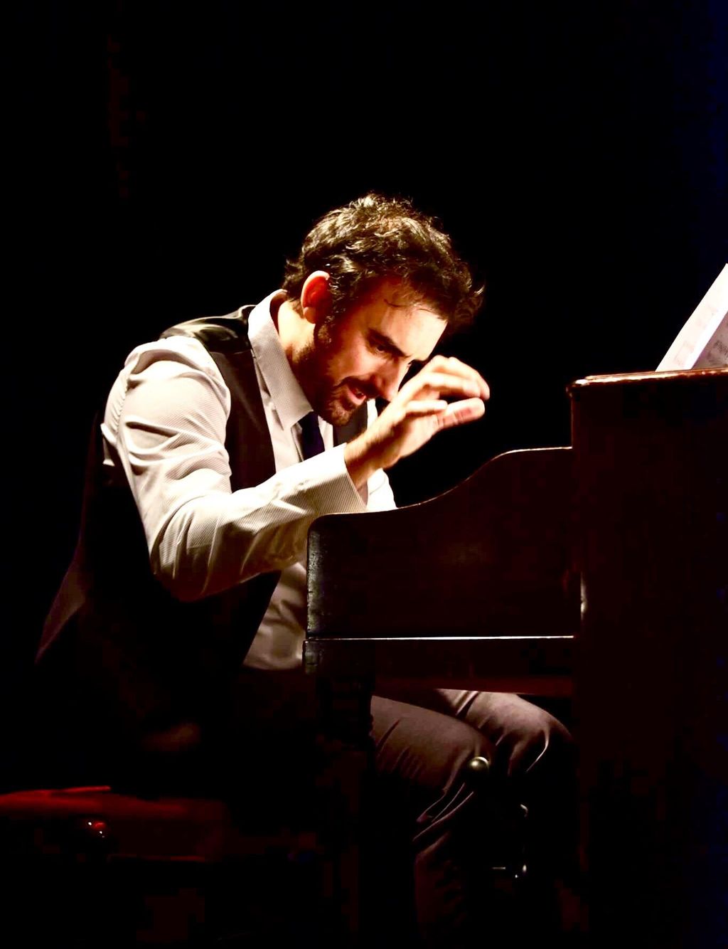 Emiliano Messiez - Piano Teacher