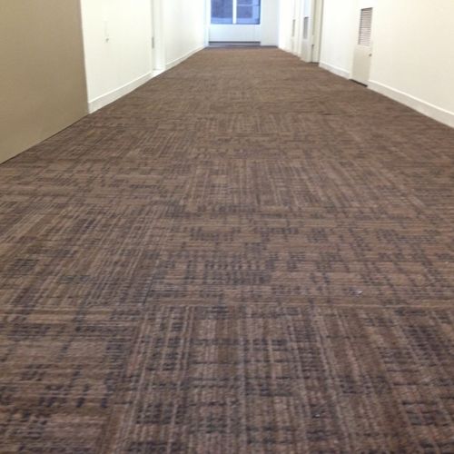 Corridor carpet tiles