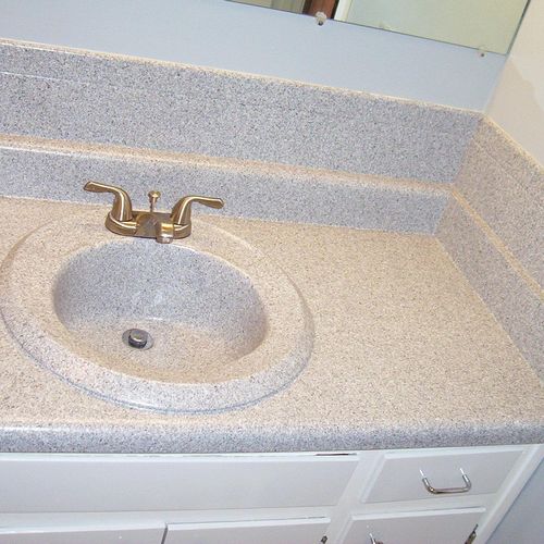 Blend in that tiled back-splash and sink with the 