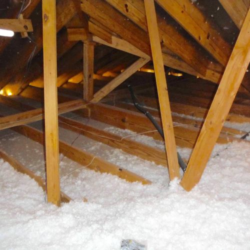Missing Ceiling Insulation in the Attic Space. Thi