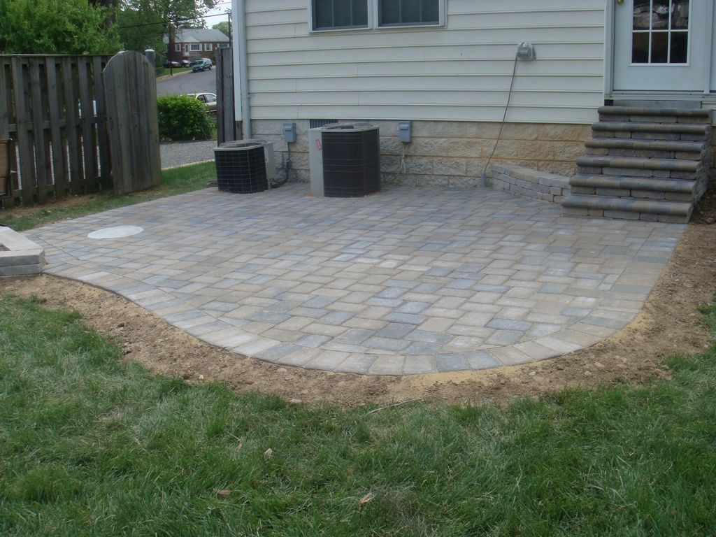 Paver patio in 6x9 tan chorcoal blend and chapel s
