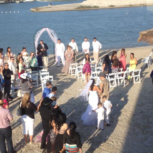 Wedding in Rockport, Texas by the beach.