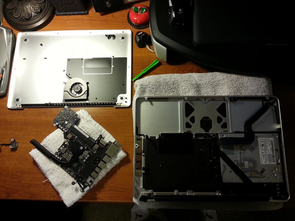 MacBook Pro (13 Inch) Mid 2012 Motherboard Replace