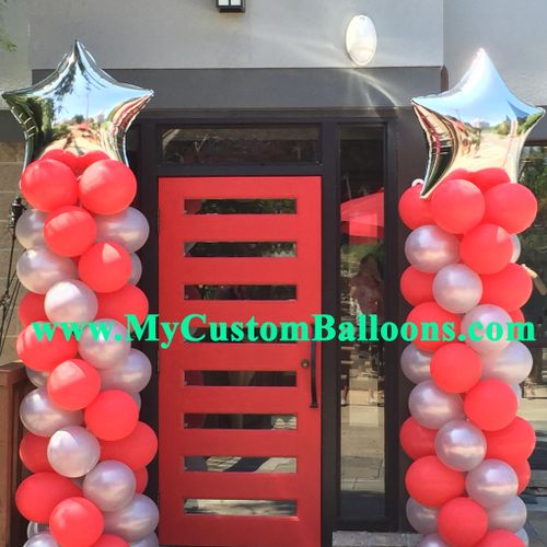 8 foot Balloon Columns with a 40in star topper, Gr