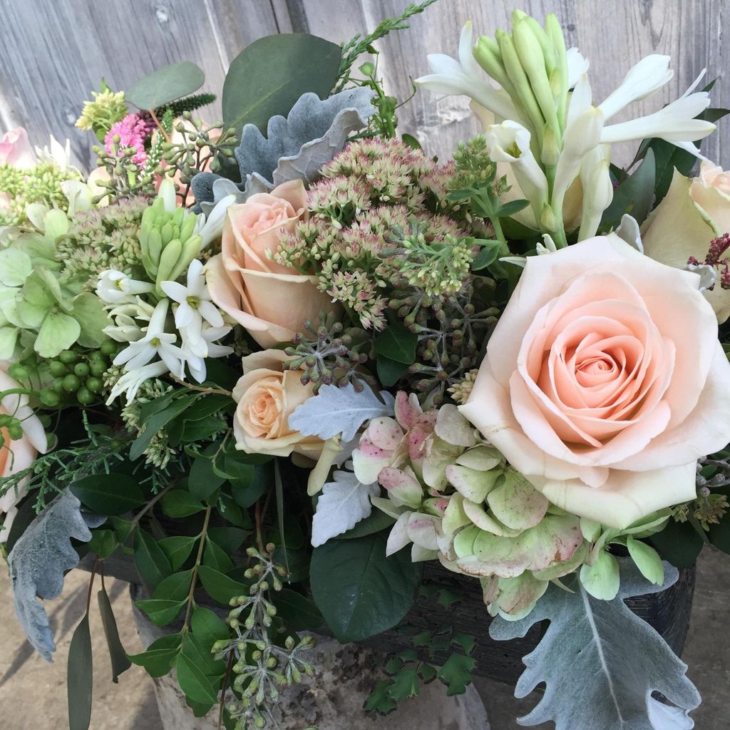 LouLou's Event and Floral Design