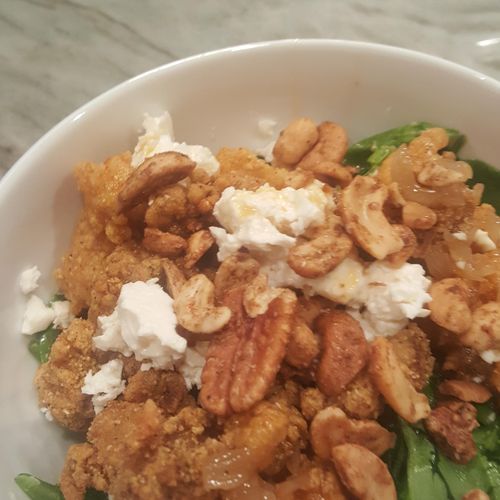 Spinach salad with fried oysters and shrimp, with 