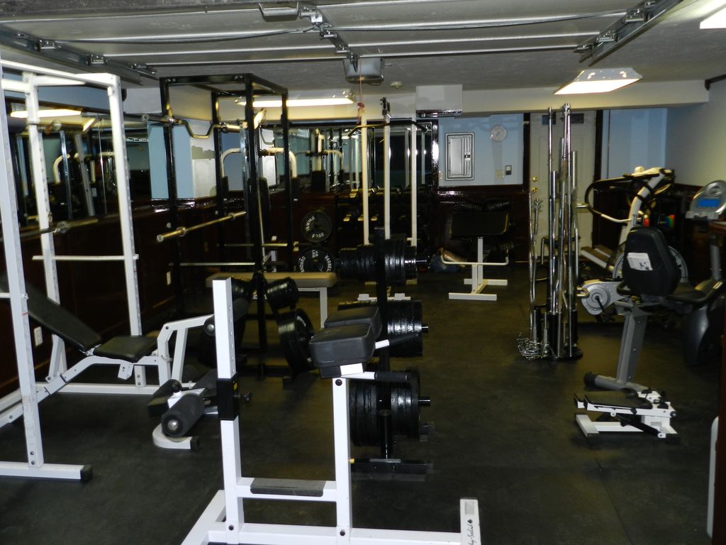 Murray Total Fitness One-on-One Strength Training 
