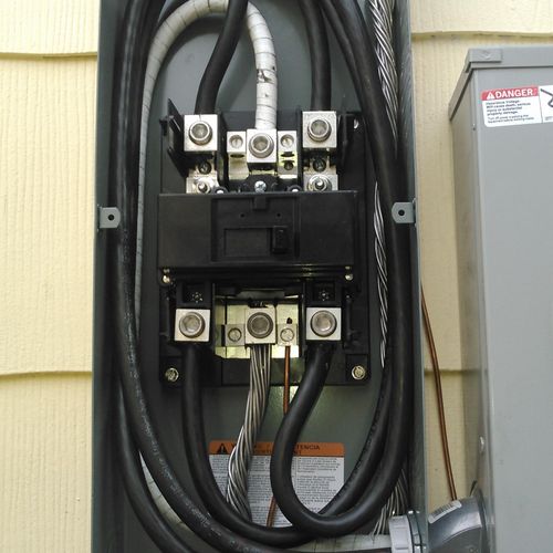 200 amp service disconnect