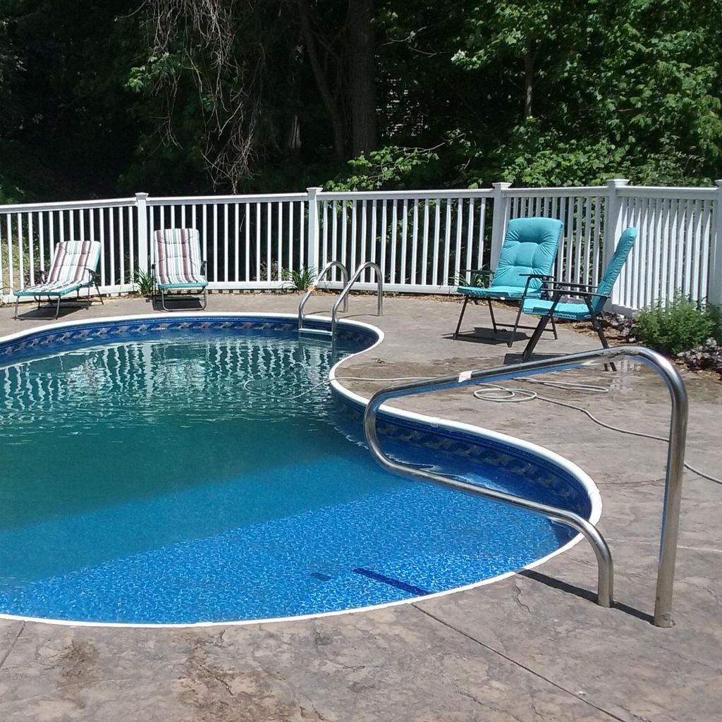 Cross Pools and Landscaping