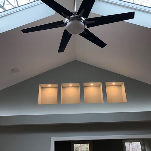 niche light and ceiling fan