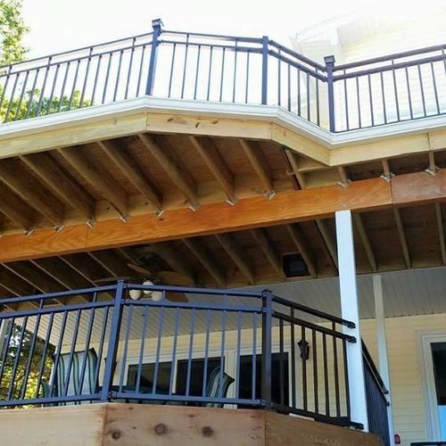 2 story deck with aluminum railing