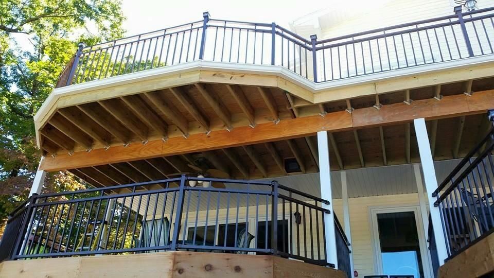 2 story deck with aluminum railing