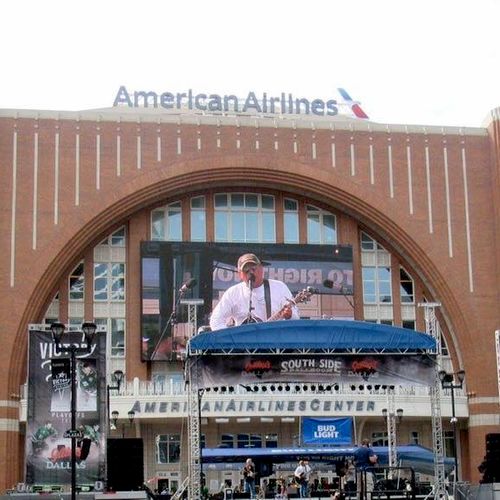 American Airlines Center
Dallas, Texas  April 2016