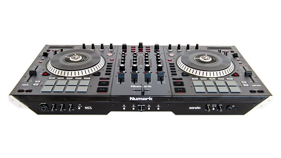 Numark NS7 II Professional DJ Controller