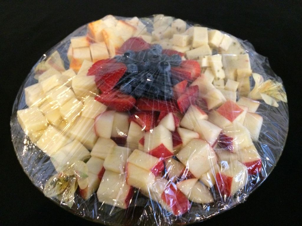 Honeycrisp Apple & Cheddar Cheese Plate