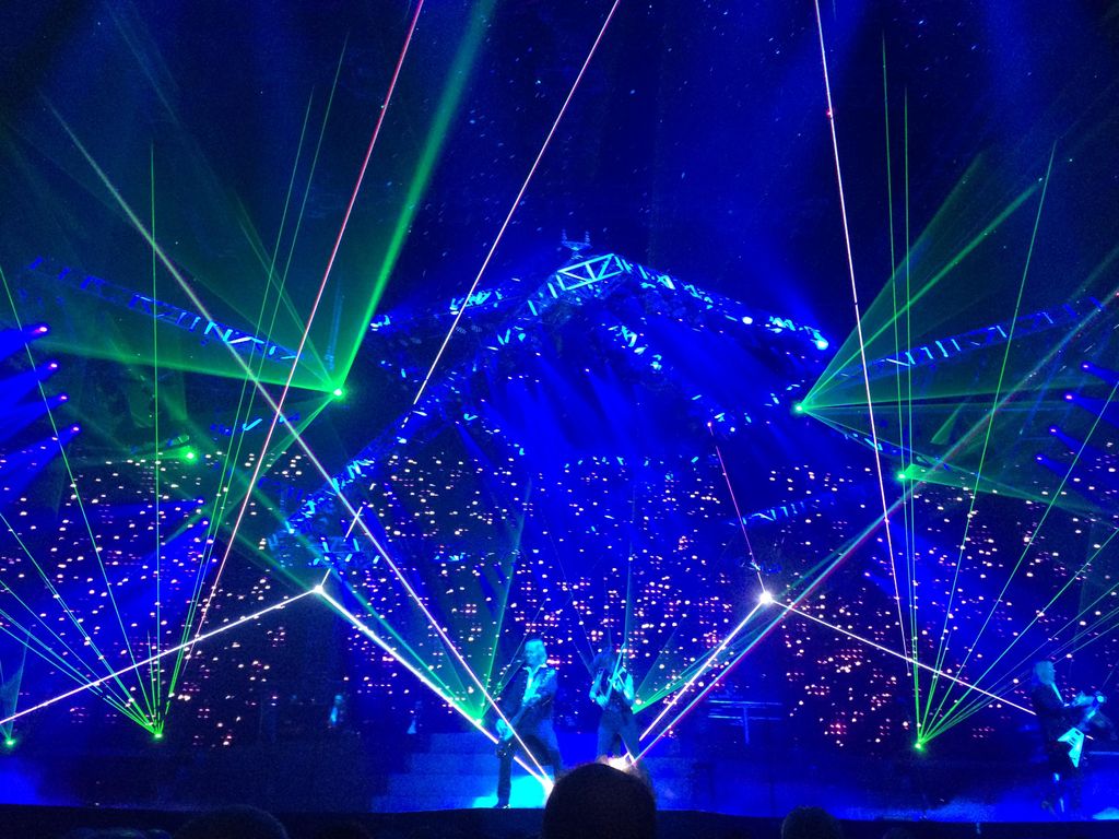 Can You Say "Light Show!"