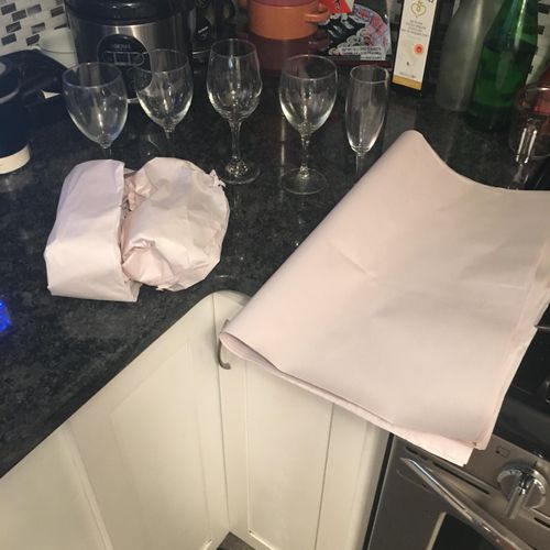 Packing paper used for glassware.