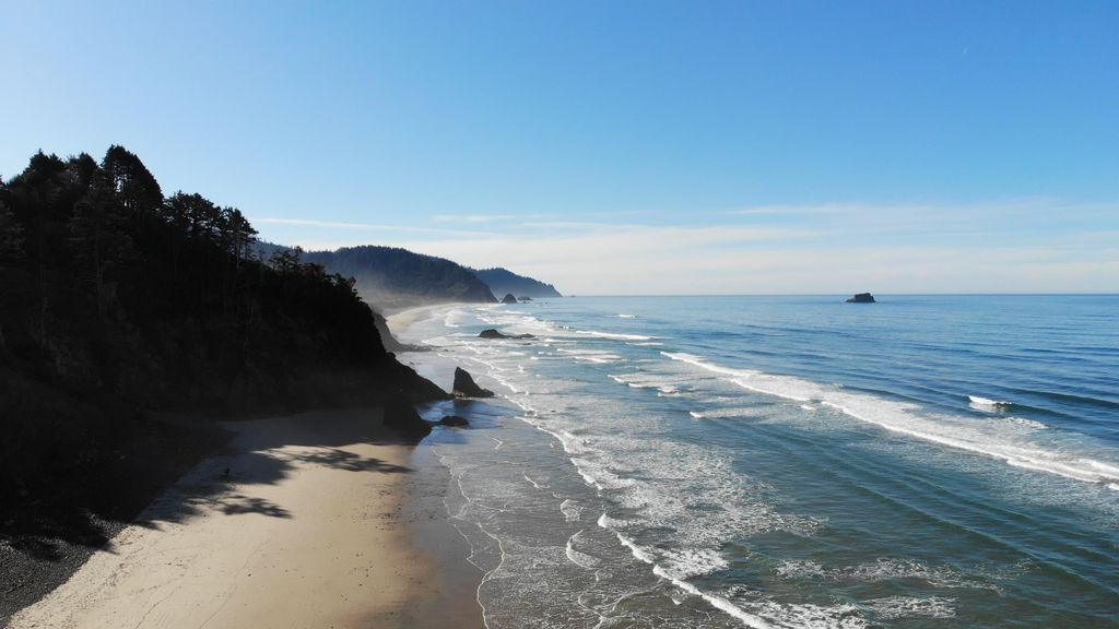 Flying the drone at the Oregon coast