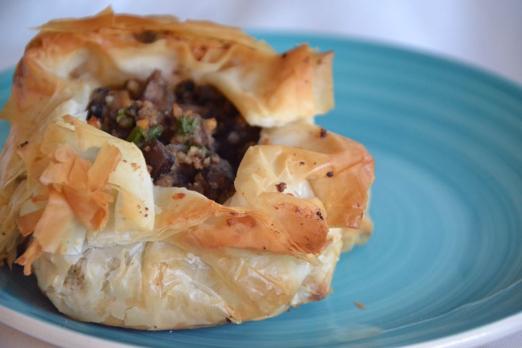 FILO dough with mushrooms