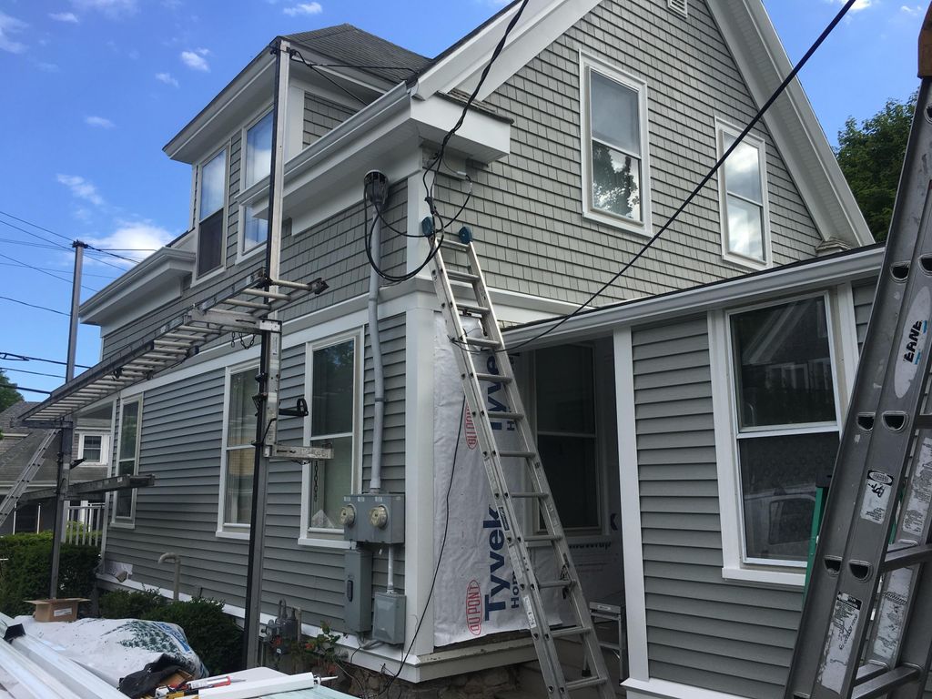 Real custom siding and trim job. Maintaining the s