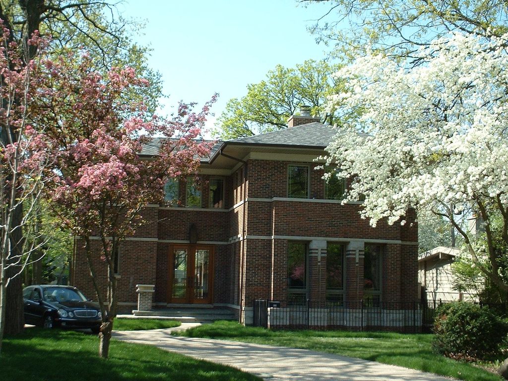 New Prairie-style Glencoe Residence - Front