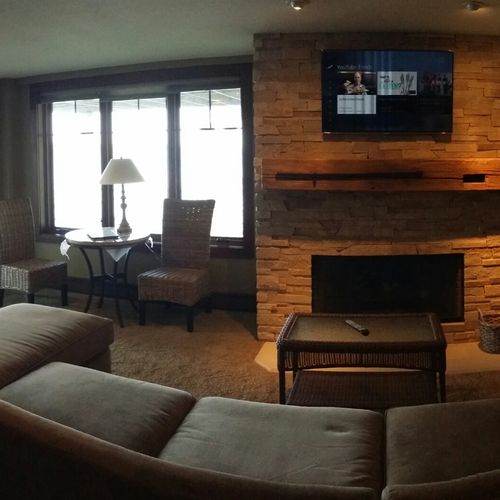 Beautiful Lake House fire place TV and Home Theate