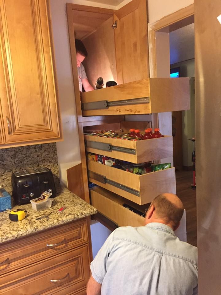 Custom Pantry w/ 3' Heavy Duty Drawers