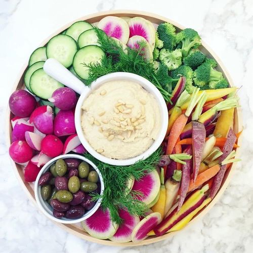 Vibrant Vegetable Platter with Organic White Bean 