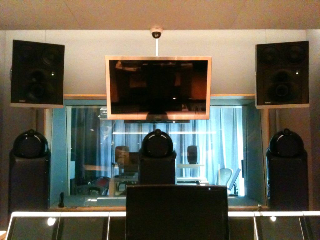 Sound recording studio