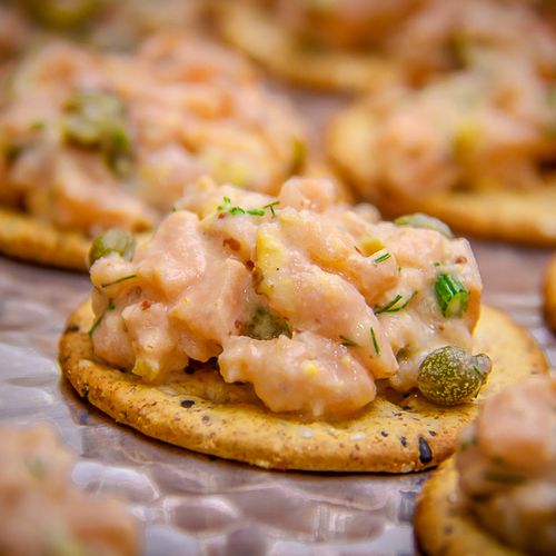 Fresh salmon rillettes with capers, cornichons and