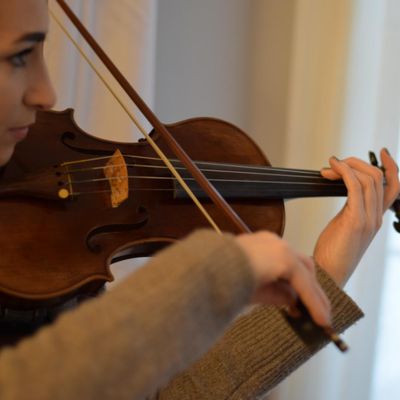 Avatar for Elizabeth Moore, Violin & Viola Lessons