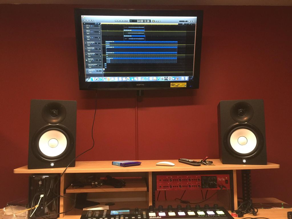 Assist client with music Studio
