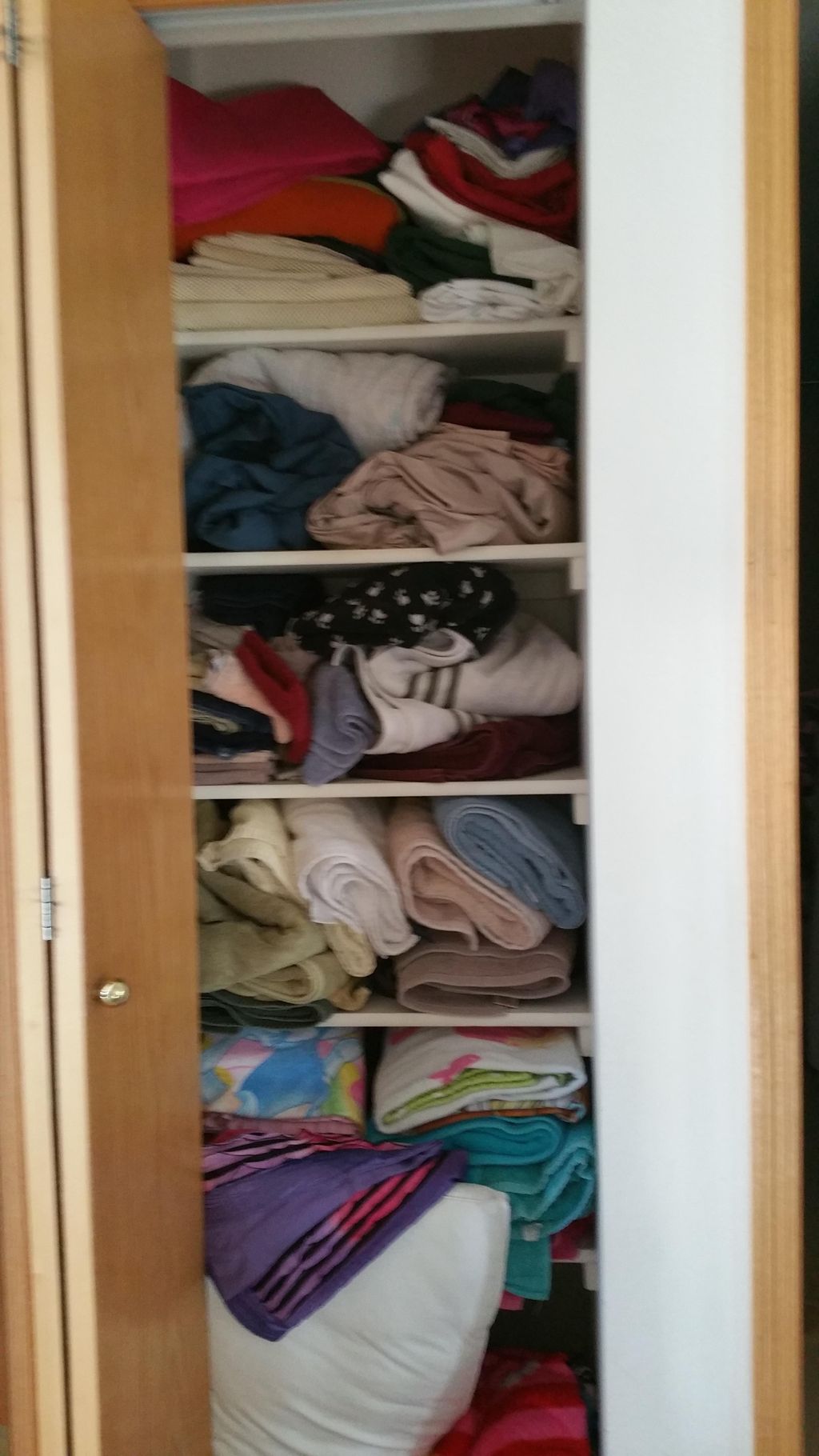 Linen Closet Before