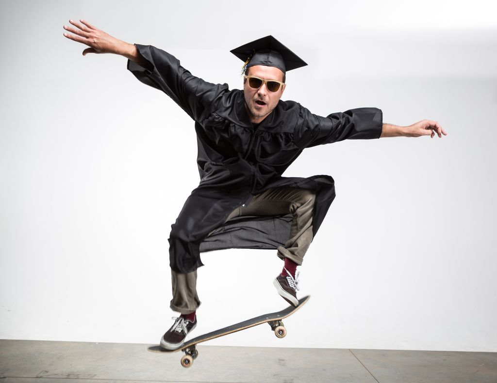 Graduate Creative Portraits, Senior Portraits, WWW