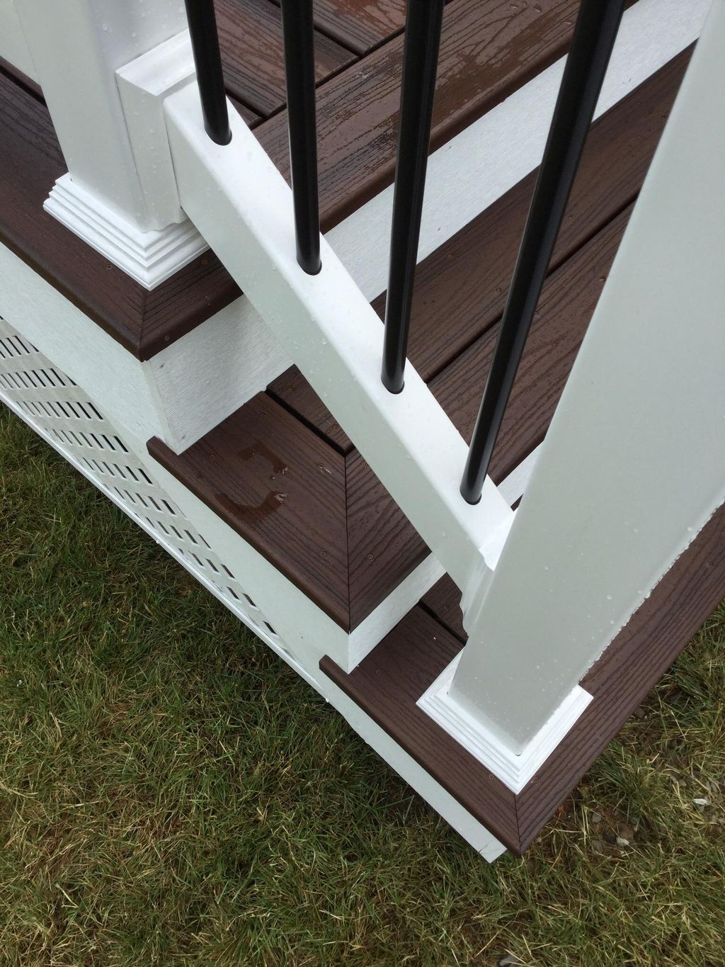 Detail of miter corners on deck