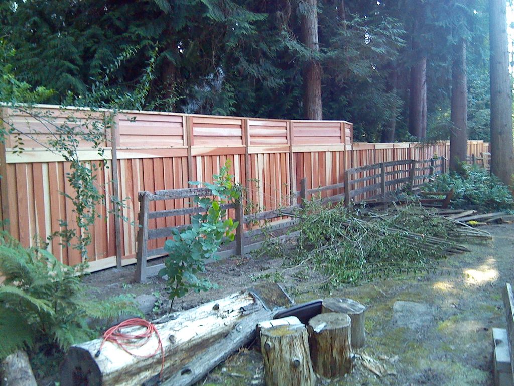 350' redwood privacy fence