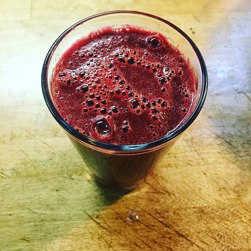 Fresh juice made with beet, carrot, apple & spinac